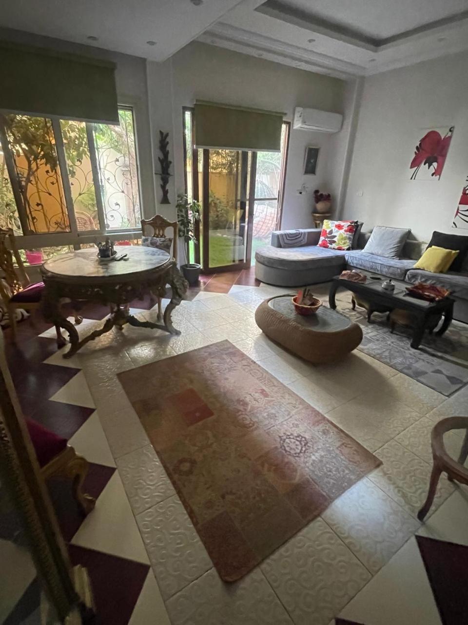 Apartment Fifth Settlement
